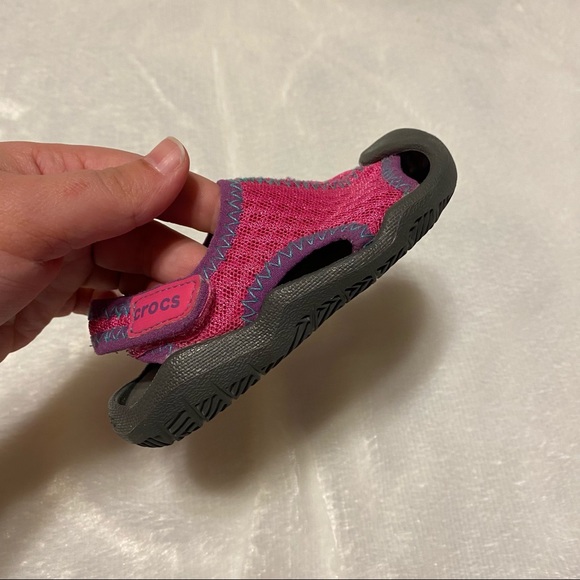 Crocs Kids' Swiftwater Sandal | Water Shoes | Slip On Kids' Sandals - Picture 12 of 16